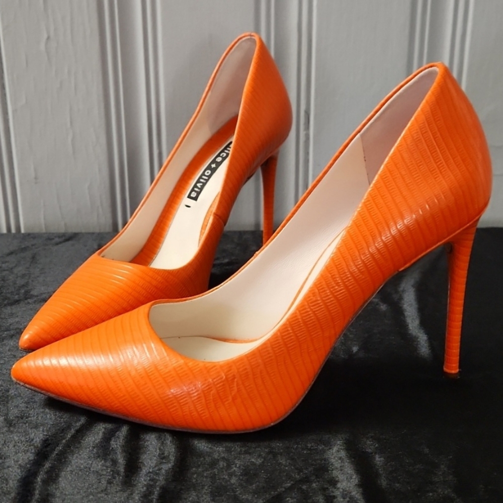 SALE! Alice & Olivia Orange Leather Heels.
